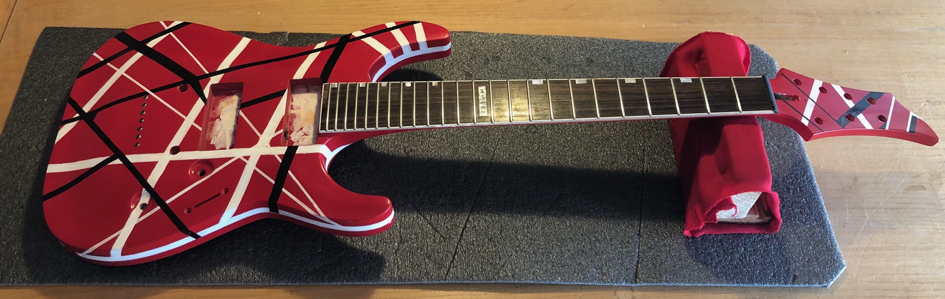 Eddie Van Halen Tribute Guitar, EVH Tribute Guitar Project