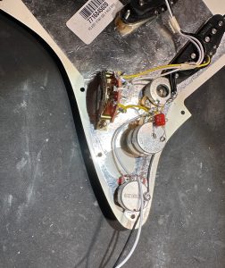 Support - Stratocaster Mid Circuit Booster Kit Installation - Eric Clapton