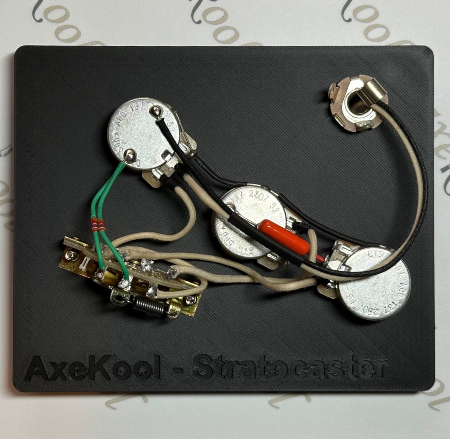 Fender Stratocaster HSS Vintage Wiring Harness Fender Stratocaster HSS Vintage Wiring Harness