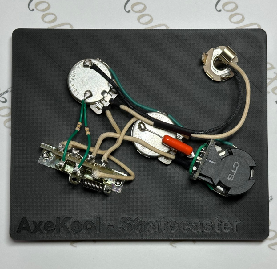 Fender Stratocaster HSS Vintage Wiring Harness with Coil Split (2nd Tone Pot) Fender Stratocaster HSS Vintage Wiring Harness with Coil Split (2nd Tone Pot)