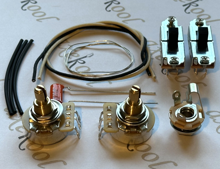 Fender Mustang Vintage Style Wiring Kit - Split Shaft - Black Switches Fender Mustang Vintage Style Wiring Kit - Split Shaft - Black Switches